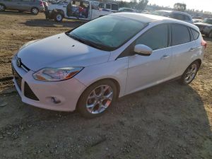 Ford Focus SEL 2.0L 4 2012
