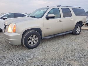 GMC Yukon K1500 SLT 5.3L 8 2013