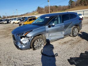 Toyota Highlander L 2.4L 4 2023
