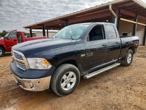 RAM 1500 ST 5.7L 8 2013