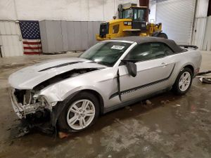 Ford Mustang 3.7L 6 2012