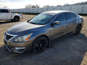 Nissan Altima 2.5 2.5L 4 2015