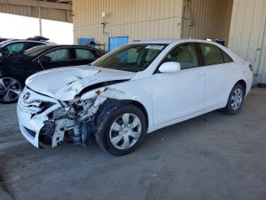 Toyota Camry BASE 2.5L 4 2011