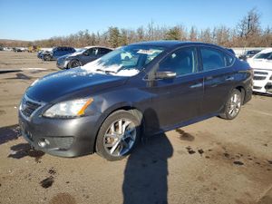 Nissan Sentra S 1.8L 4 2015