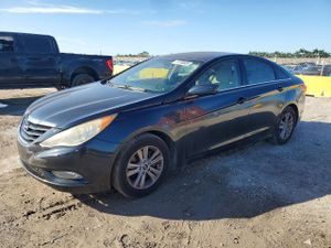 Hyundai Sonata GLS 2.4L 4 2013