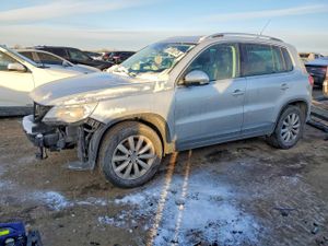 Volkswagen Tiguan S 2.0L 4 2011