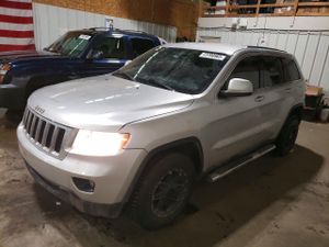 Jeep Grand Cherokee LAREDO 3.6L 6 2013