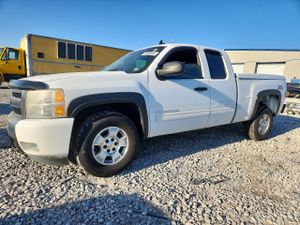 Chevrolet Silverado 1500 K1500 LT 5.3L 8 2011