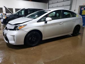 Toyota Prius 1.8L 4 2014