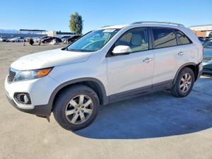 Kia Sorento LX 2.4L 4 2013