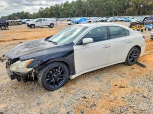 Nissan Maxima S 3.5L 6 2010