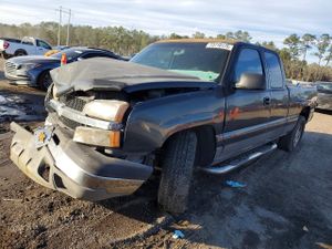 Chevrolet Silverado 1500 C1500 4.8L 8 2003