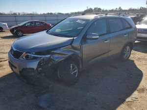 Kia Sorento LX 3.3L 6 2015