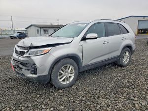 Kia Sorento LX 2.4L 4 2015