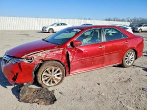 Toyota Camry SE 3.5L 6 2012