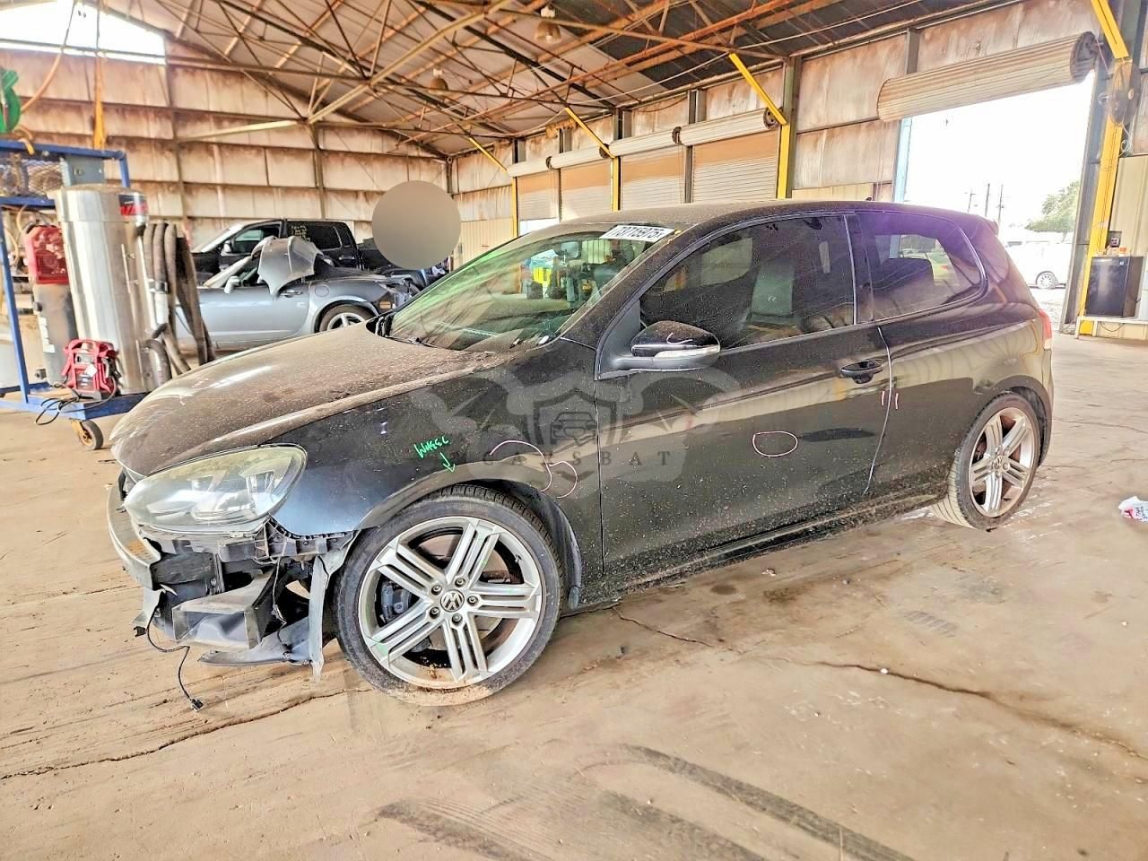 Volkswagen Golf 2.0L 4 2013