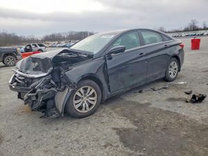 Hyundai Sonata GLS 2.4L 4 2013