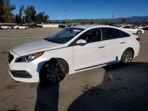 Hyundai Sonata SPORT 2.4L 4 2015