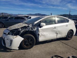 Toyota Prius 1.8L 4 2015