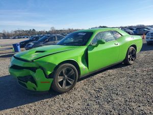 Dodge Challenger SXT 3.6L 6 2016