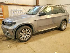 BMW X5 XDRIVE48I 4.8L 8 2009