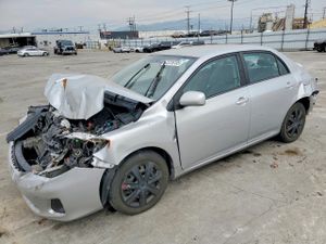 Toyota Corolla BASE 1.8L 4 2012