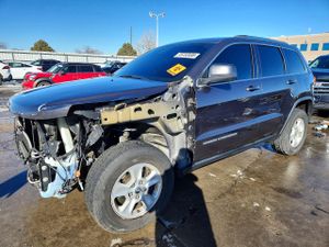 Jeep Grand Cherokee LAREDO 3.6L 6 2015