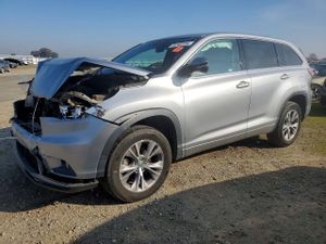 Toyota Highlander 3.5L 6 2014