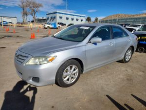 Toyota Camry SE 3.5L 6 2011