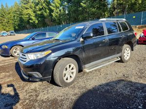 Toyota Highlander BASE 3.5L 6 2013