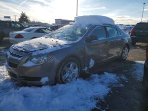 Chevrolet Malibu LS 2.4L 4 2012