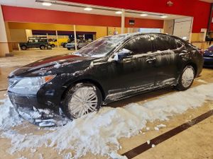 Lexus ES 350 3.5L 6 2013