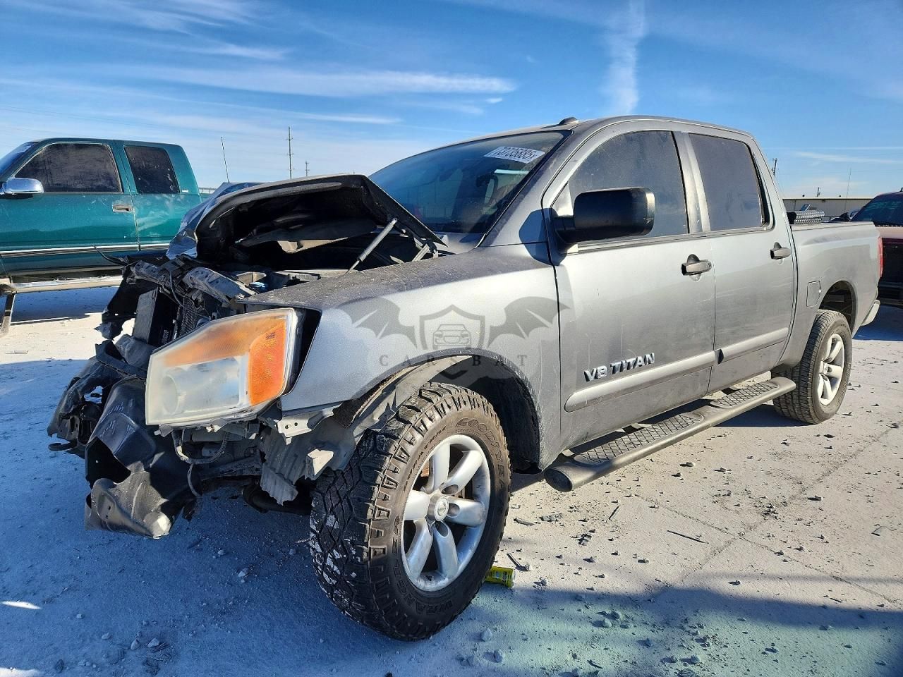 Nissan Titan S 5.6L 8 2014