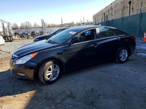 Hyundai Sonata GLS 2.4L 4 2013