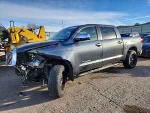 Toyota Tundra CREWMAX LIMITED 5.7L 8 2010
