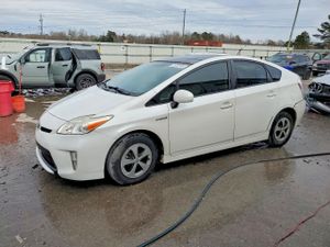 Toyota Prius 1.8L 4 2013