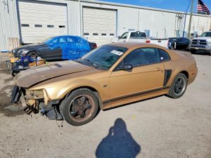 Ford Mustang GT 4.6L 8 2000