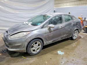 Ford Fiesta SE 1.6L 4 2014