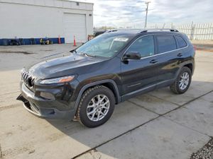 Jeep Cherokee LATITUDE 2.4L 4 2015
