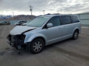 Chrysler Town & Country TOURING 3.8L 6 2010