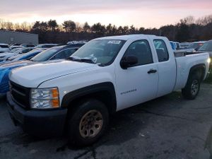 Chevrolet Silverado 1500 C1500 4.3L 6 2013