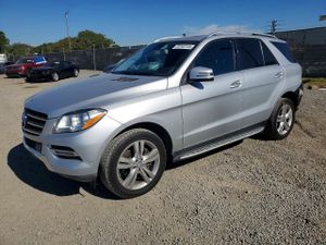Mercedes-Benz ML 350 3.5L 6 2015