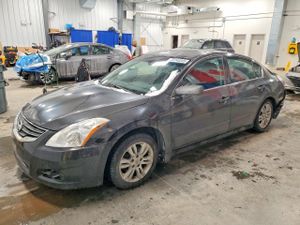 Nissan Altima BASE 2.5L 4 2010