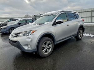 Toyota Rav4 XLE 2.5L 4 2015