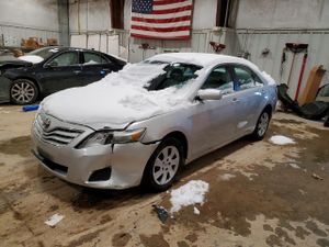Toyota Camry BASE 2.5L 4 2011