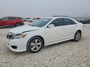 Toyota Camry BASE 2.5L 4 2011