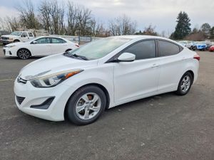 Hyundai Elantra SE 1.8L 4 2015