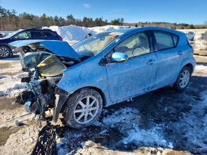 Toyota Prius 1.5L 4 2015