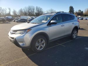 Toyota Rav4 XLE 2.5L 4 2015