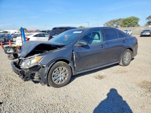 Toyota Camry BASE 2.5L 4 2012